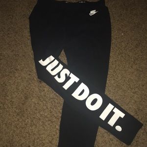 NIKE leggings